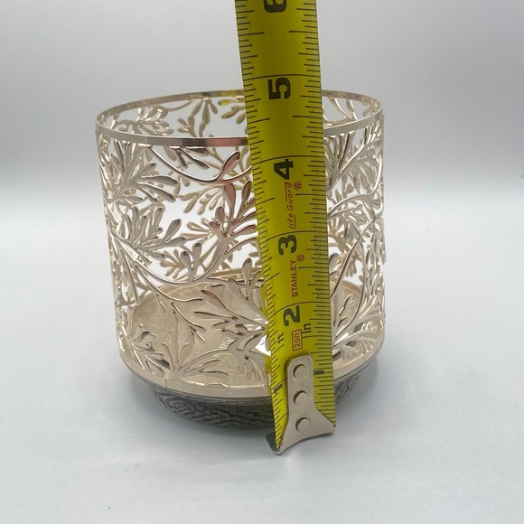 Bath & Body Works Shining Silver Color Leaf Pattern THREE WICK CANDLE holder - Picture 7 of 7